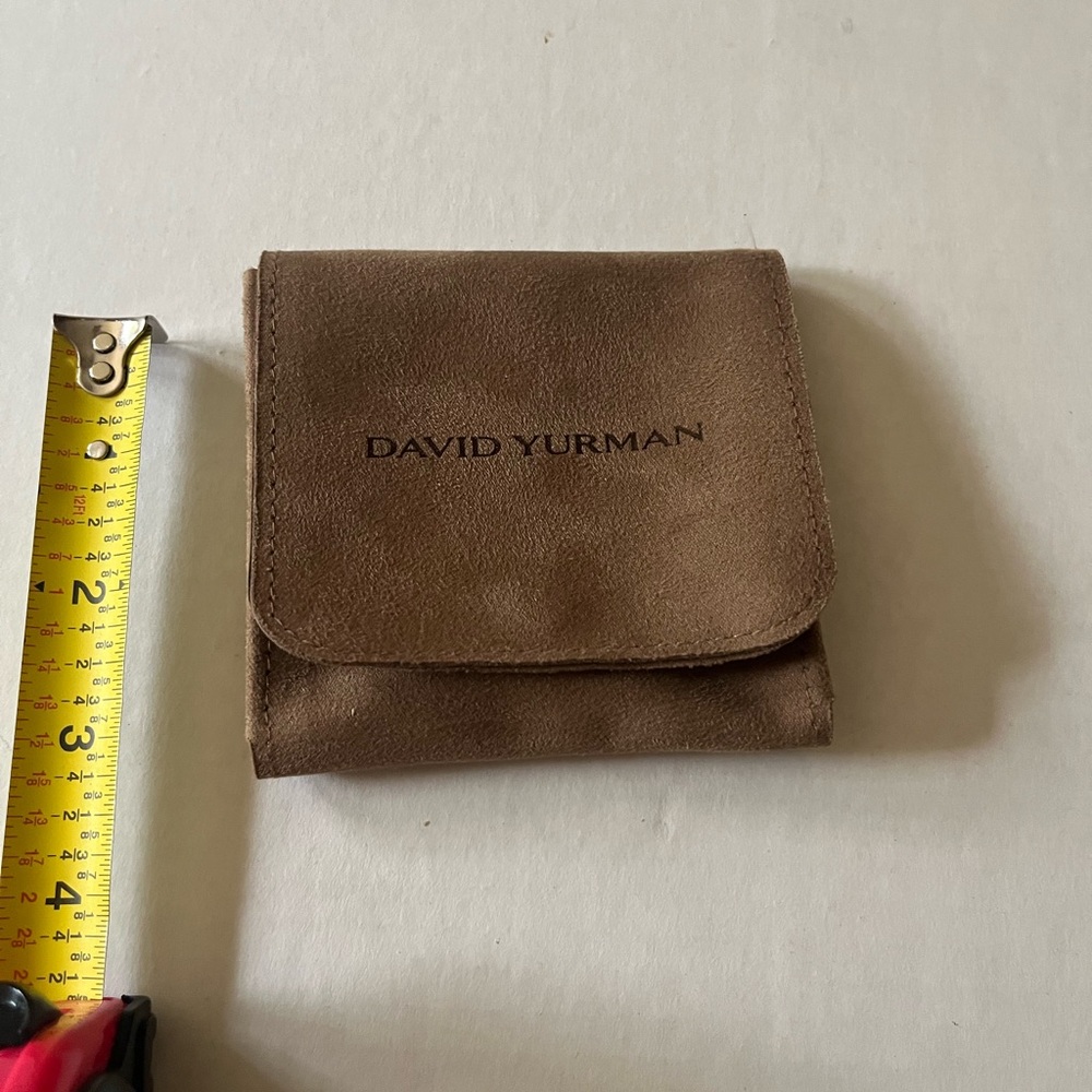 David Yurman Tan Suede jewelry pouch - Picture 2 of 4